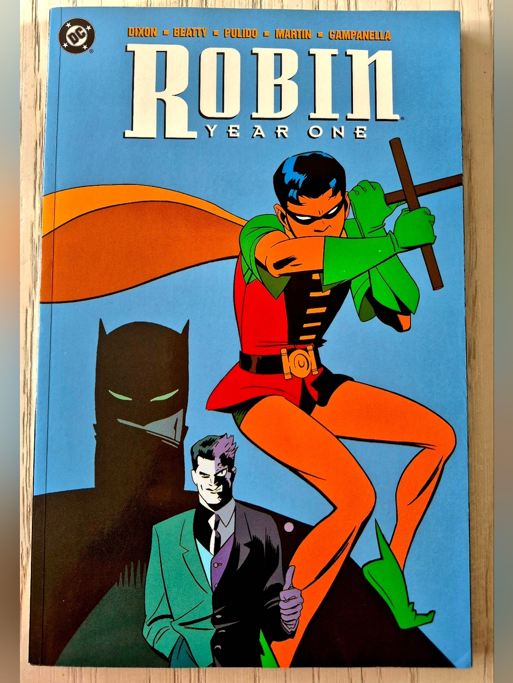 Robin Year One Paperback Graphic Novel 2002 Batman DC Comic Book MINT Condition